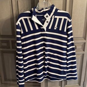Used good condition vineyard vines womens pullover L